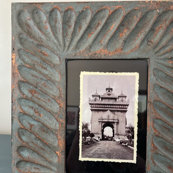 Picture frame with copper accents - Picture 2 of 8